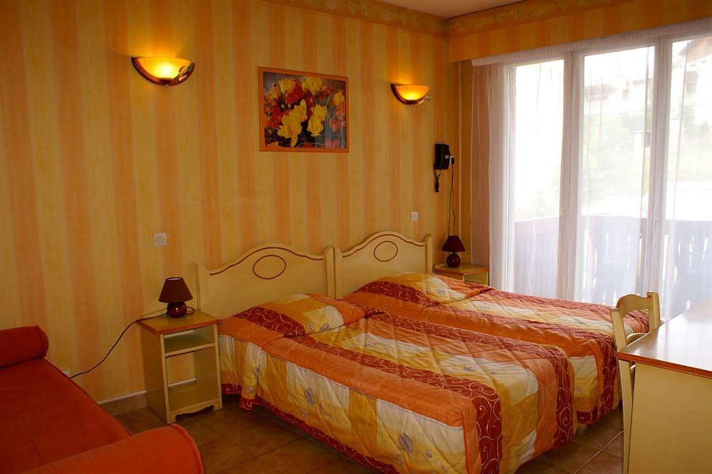 Hotel Cristol Briançon Екстериор снимка