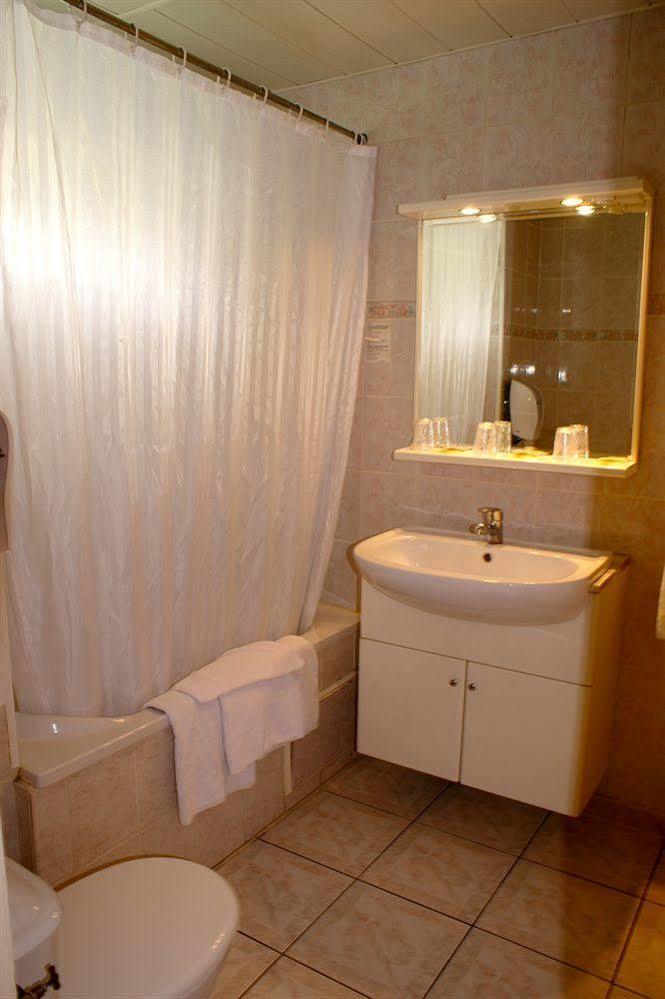 Hotel Cristol Briançon Екстериор снимка